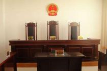 一审程序中原告无正当理由不提供证据，在第二审程序中再行提供证据不予接纳