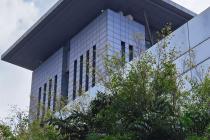 业主委员会出具的证明属证人证言，需有其它事实相互印证才具证明力