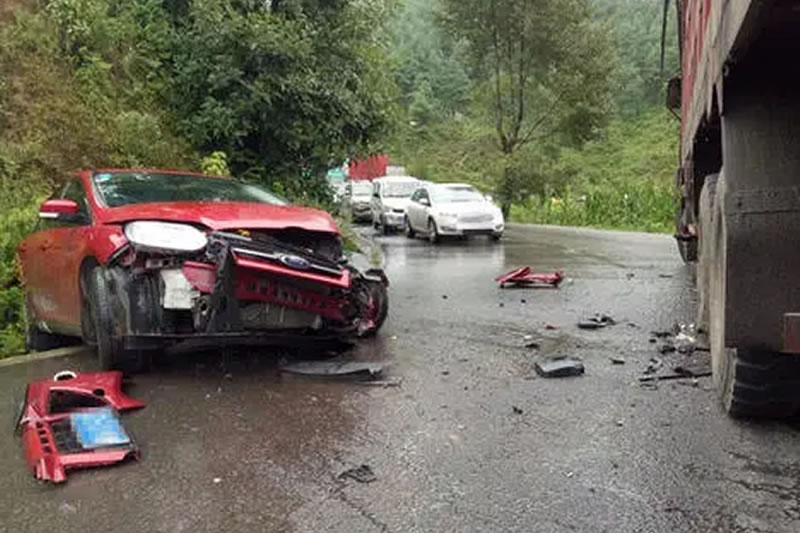 交通肇事导致受害人死亡的,不用赔交通费误工费住宿费 交通肇事导致受害人死亡的,不用赔交通费误工费住宿费