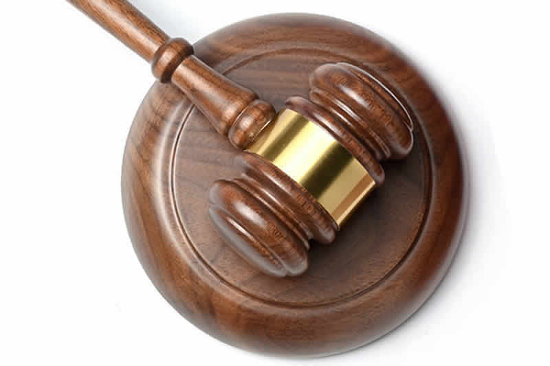 股东在追加被执行人异议之诉中捏造虚假出资事实逃避执行的，其行为属于通过虚假诉讼逃废债的行为