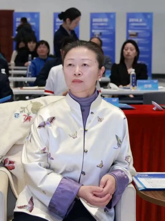跟团游受伤旅行社能免责吗？