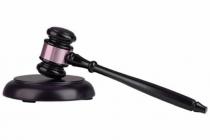 18万存款“锁死”银行，无遗嘱家属靠法院硬取